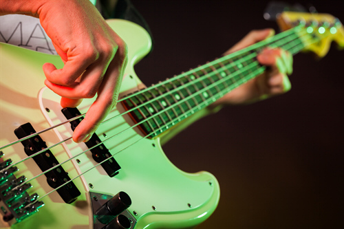 bass guitar